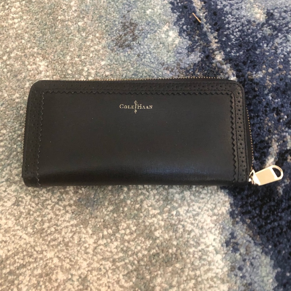Cole haan  wallet black